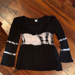 Venus Black and White Tie-Dye Long Sleeve Top